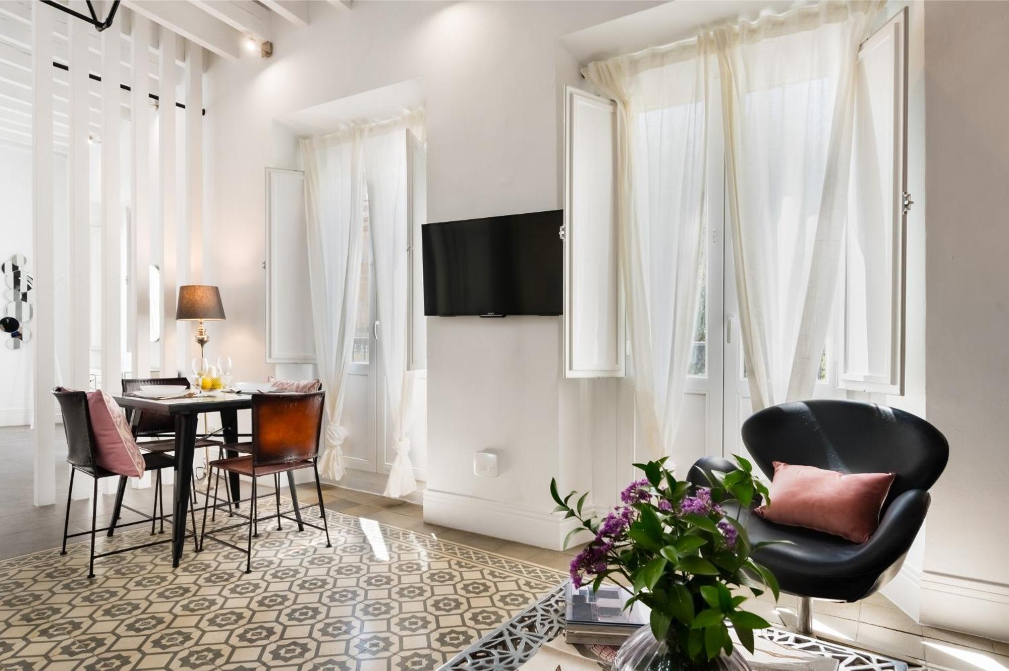 San Pablo Suites Sevilla Exterior foto